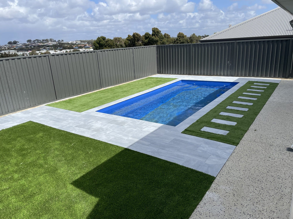 Bluestone – Cloudy 600 × 300 × 30mm