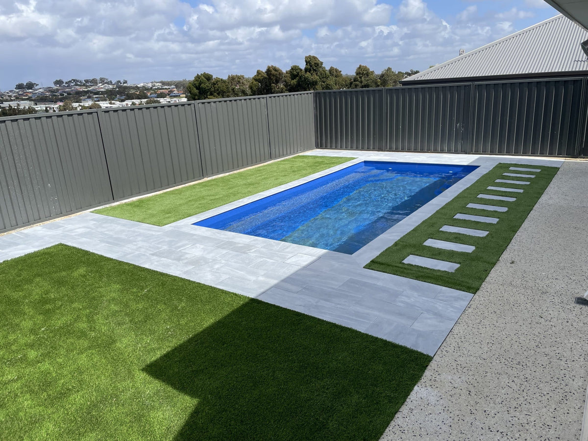 Bluestone – Cloudy 600 × 300 × 30mm