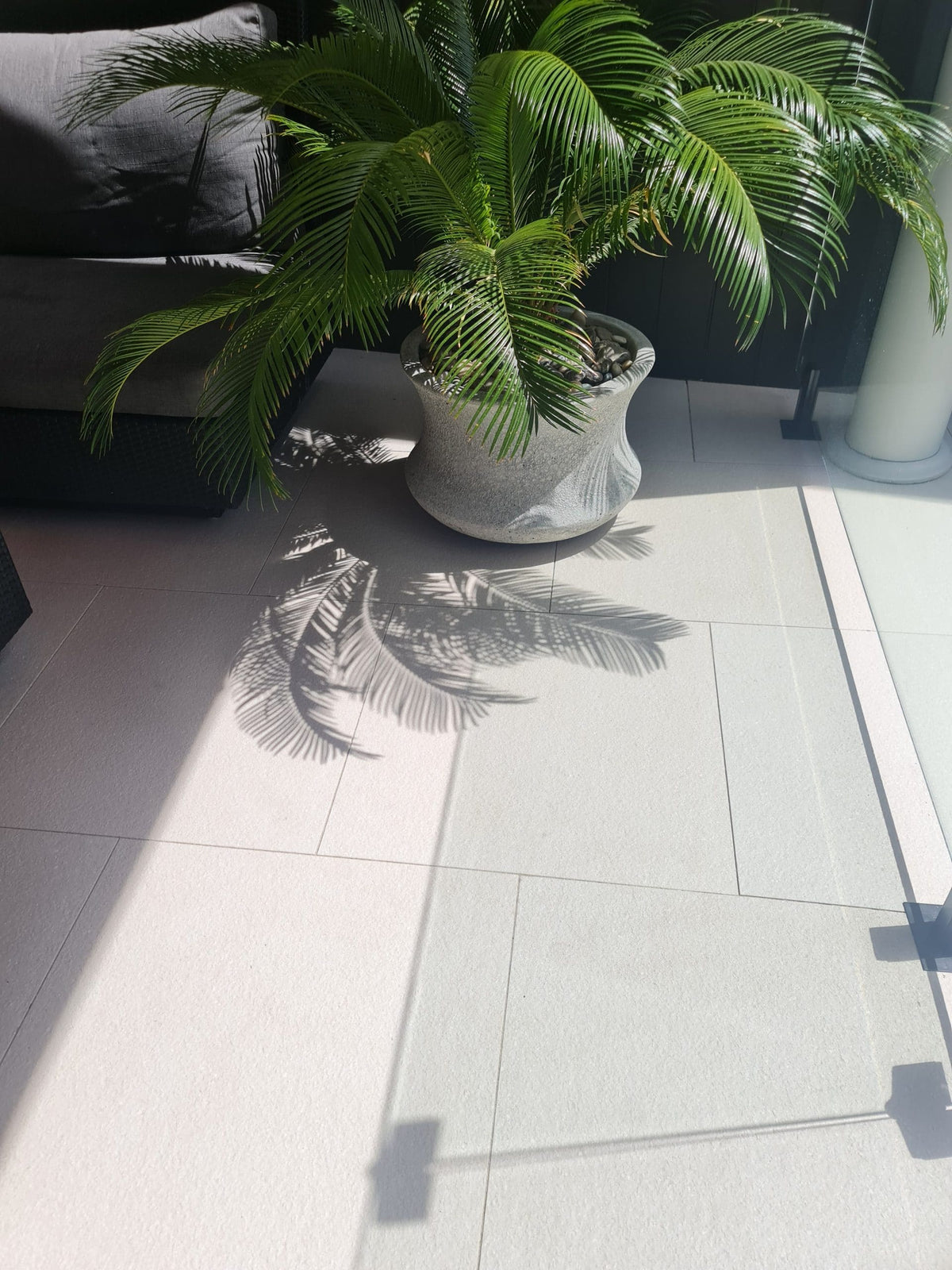 Antique White 600 × 600 × 20mm