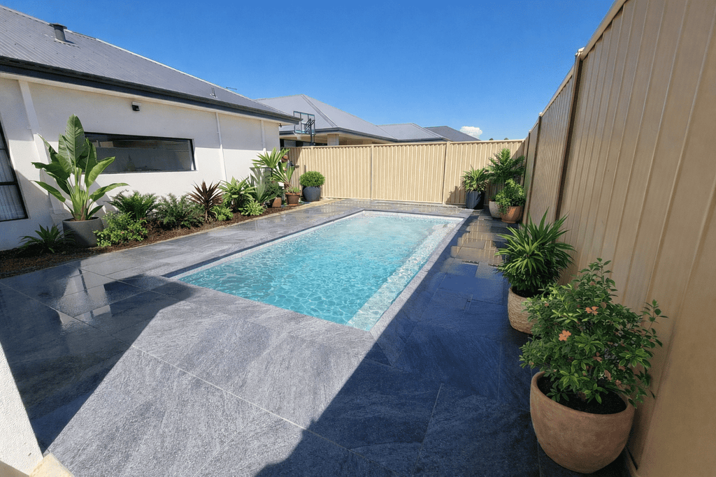 Riverstone Dark Grey 600 × 600 × 20mm